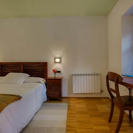 Hétvégi ház Budino De Serraseca Oia