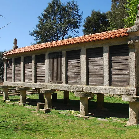 Hétvégi ház Budino De Serraseca
